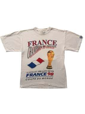 Vintage 1998 FIFA World Cup France 98 Coupe Du Monde Graphic T-Shirt